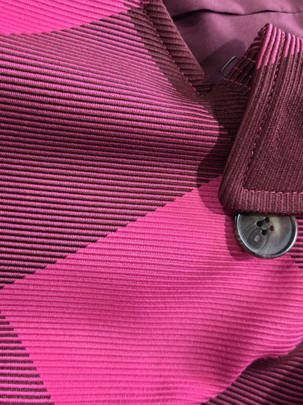 Boden Cheltenham Pink and Burgundy Plaid Trench Coat - Size 14R - Picture 11 of 16